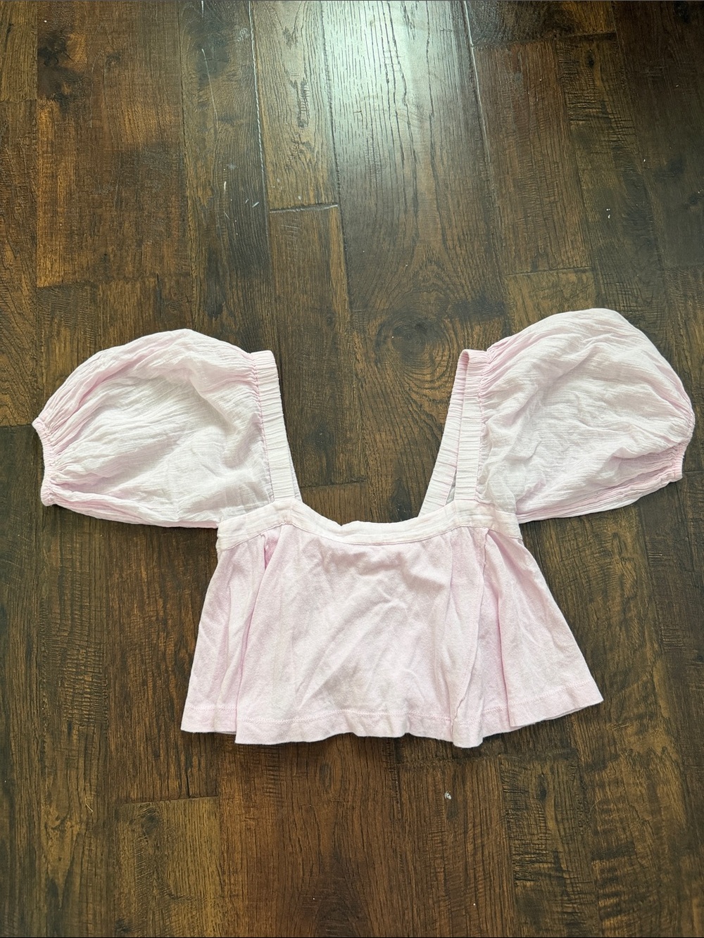 Urban Outfitters Light Pink Puff-Sleeve Crop Top